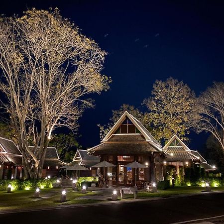 Ruean Racha Hotel Chiang Mai Buitenkant foto