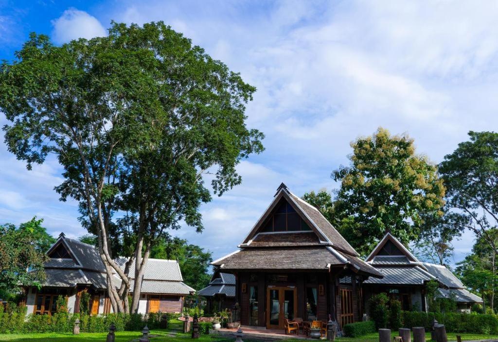 Ruean Racha Hotel Chiang Mai Buitenkant foto