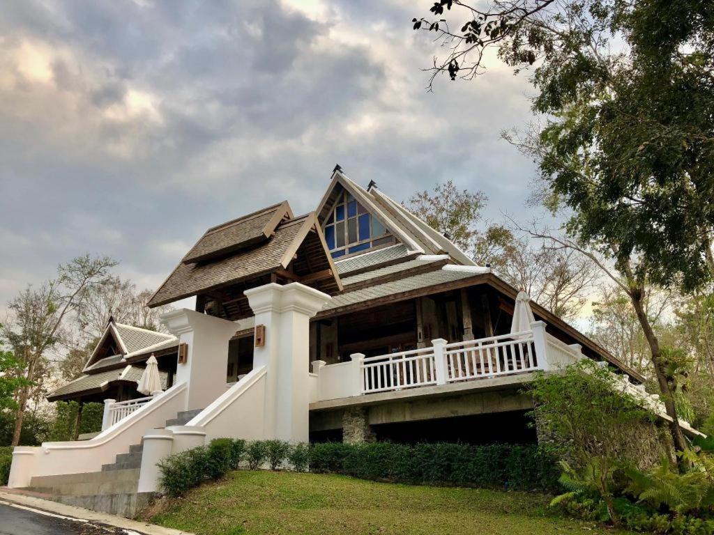 Ruean Racha Hotel Chiang Mai Buitenkant foto