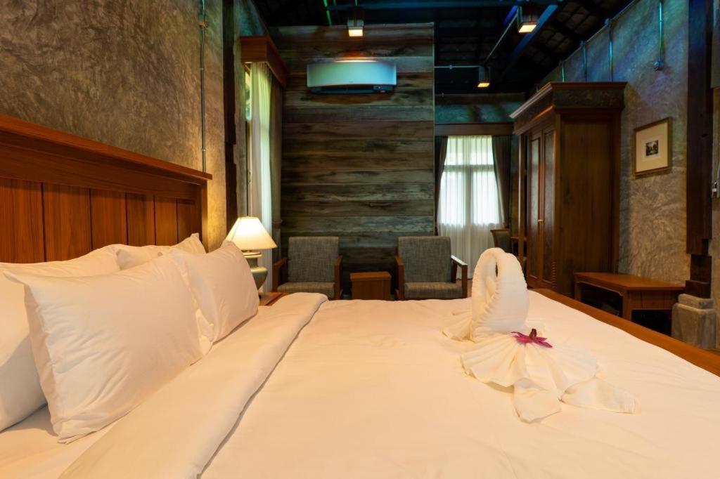 Ruean Racha Hotel Chiang Mai Buitenkant foto