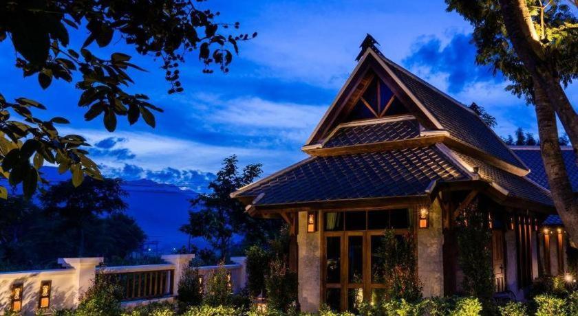 Ruean Racha Hotel Chiang Mai Buitenkant foto