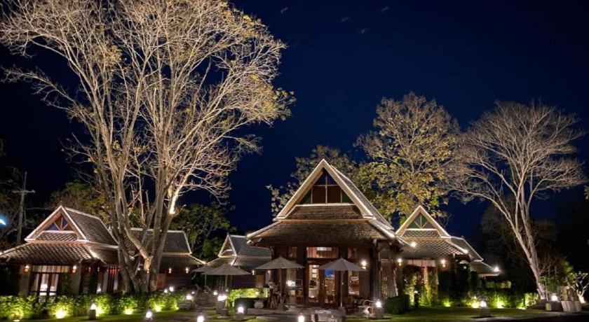Ruean Racha Hotel Chiang Mai Buitenkant foto