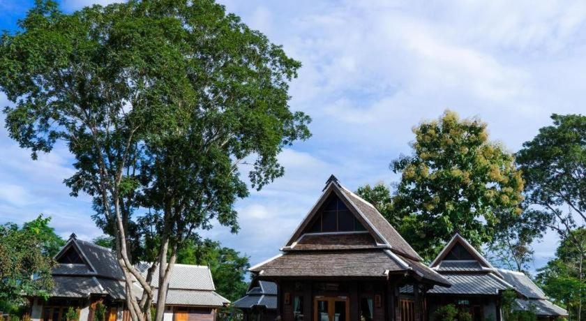 Ruean Racha Hotel Chiang Mai Buitenkant foto