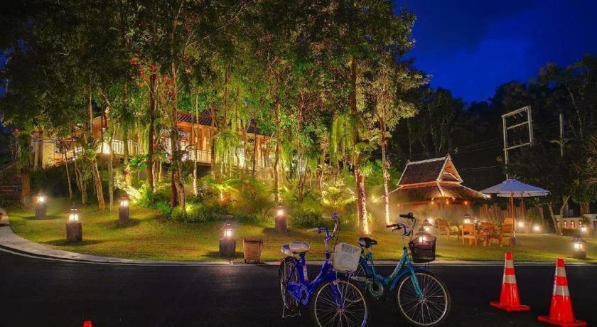 Ruean Racha Hotel Chiang Mai Buitenkant foto