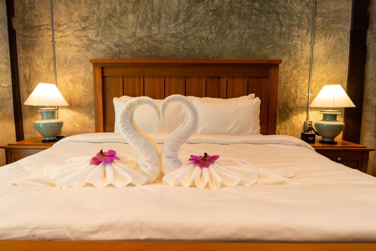 Ruean Racha Hotel Chiang Mai Buitenkant foto