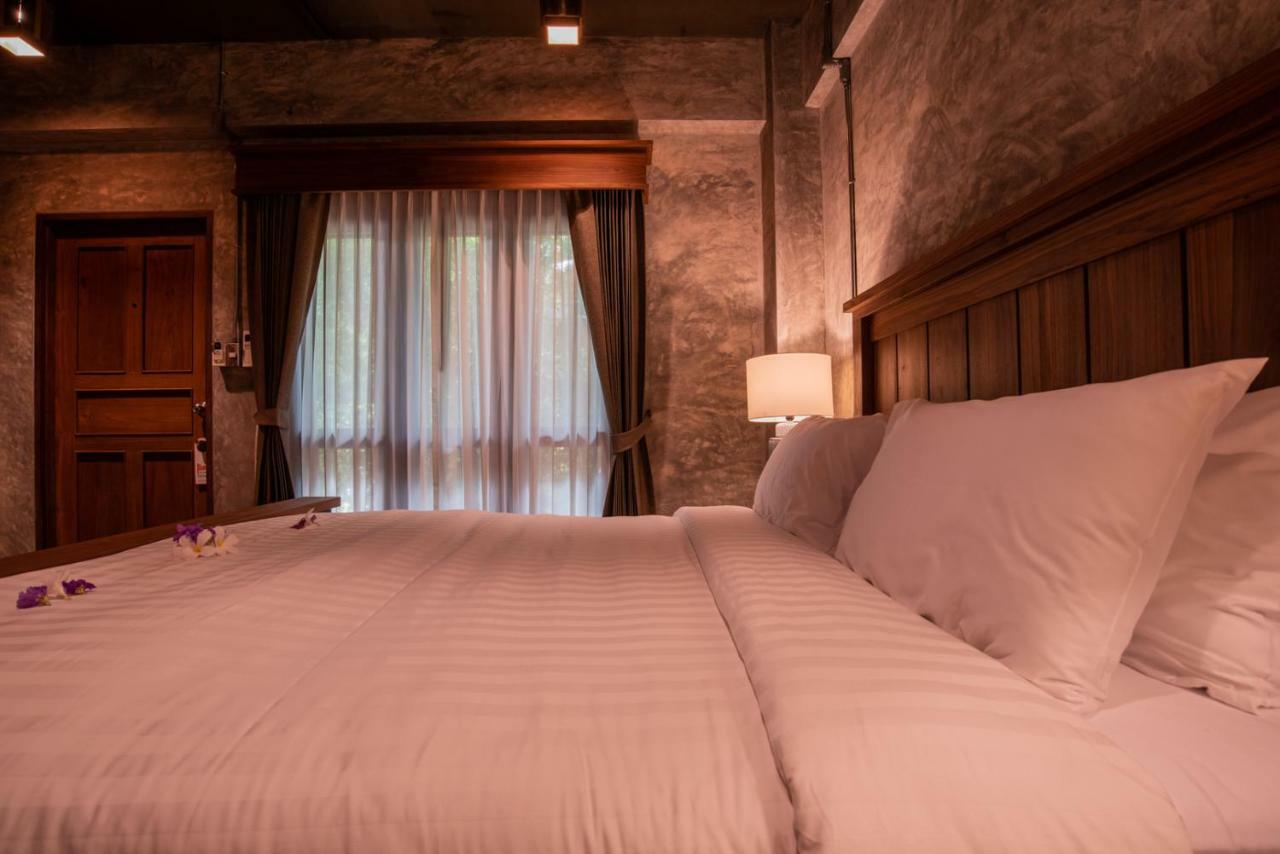 Ruean Racha Hotel Chiang Mai Buitenkant foto