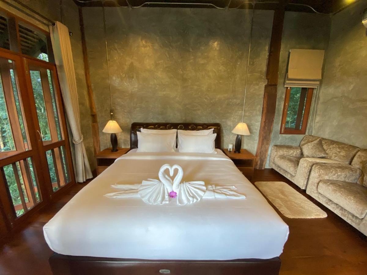 Ruean Racha Hotel Chiang Mai Buitenkant foto